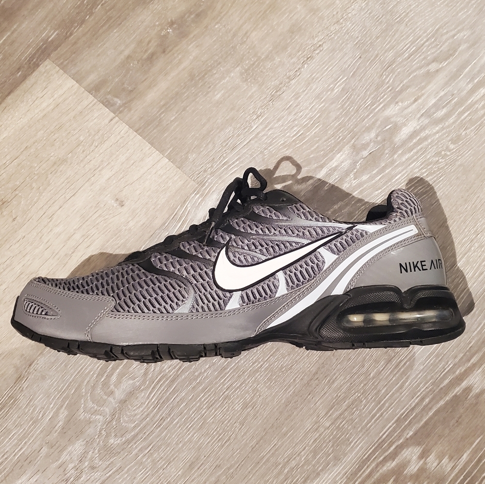 Nike Fitsole Tennis Shoes